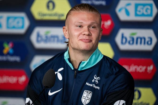 7000万先生1年没踢球😢24岁穆德里克社媒晒斯坦福桥照：圣诞快乐（24岁穆德里克一年未出场，社媒晒斯坦福桥照送祝福：圣诞快乐）