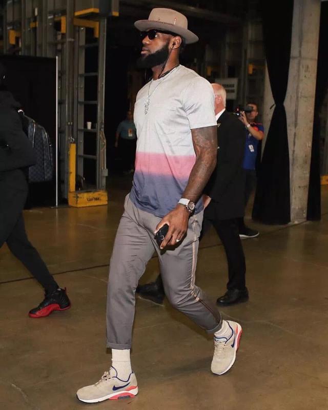 澳超半场：派珀破僵诺尔扳平，惠灵顿凤凰暂1-1中央海岸（澳超半场战报：派珀先拔头筹，诺尔扳平，惠灵顿凤凰暂与中央海岸1-1）