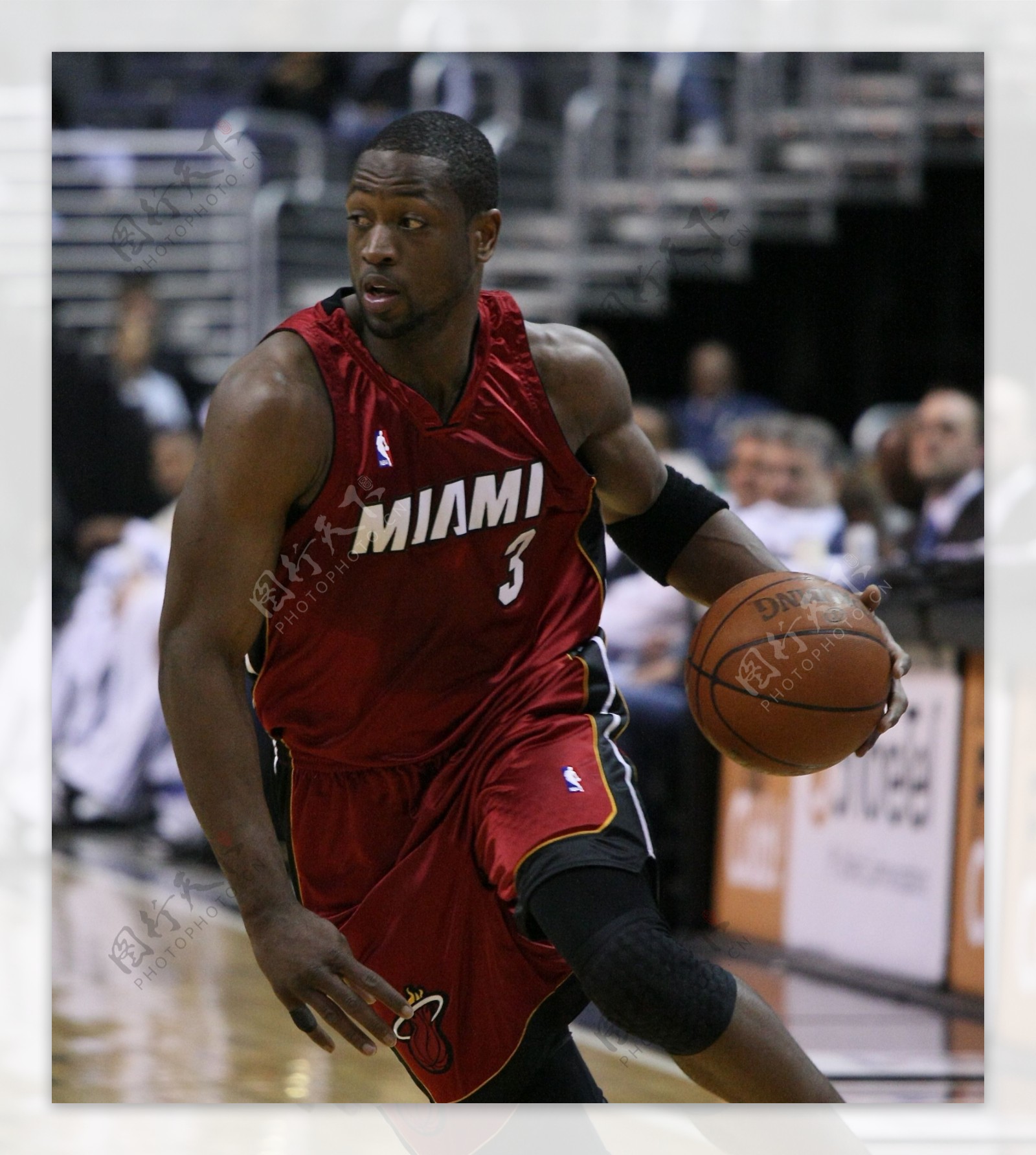 每体：即将迎来主席换届选举的巴萨正在密切关注阿尔瓦雷斯（每体：主席改选在即，巴萨紧盯阿尔瓦雷斯）