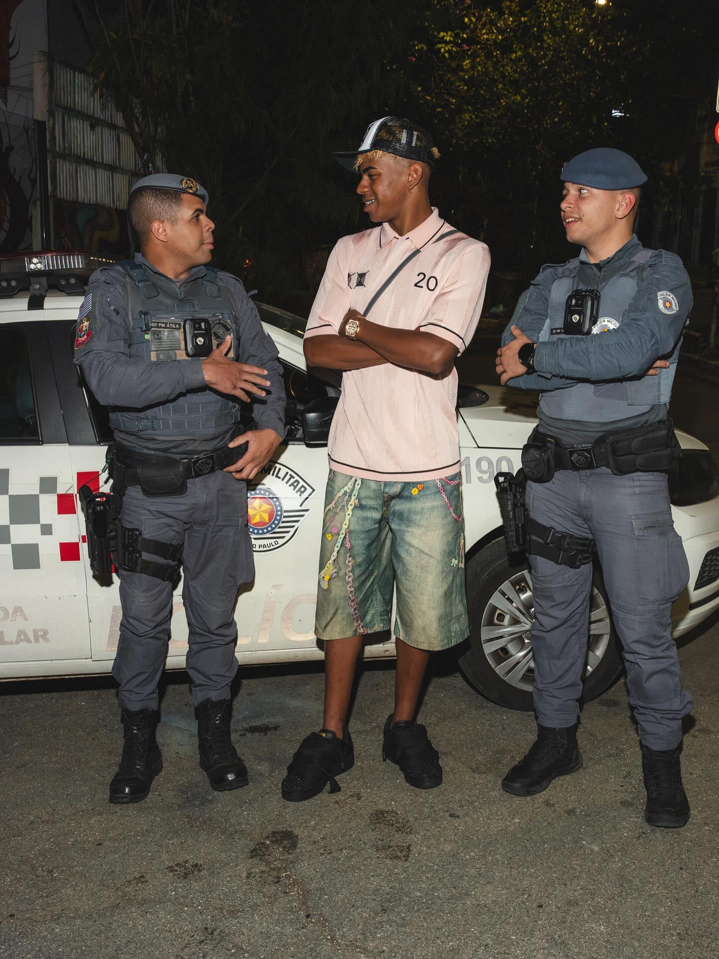 马卡：相比赫伊森，德拉富恩特更信任拉波尔特与勒诺尔芒（马卡报：德拉富恩特对拉波尔特、勒诺尔芒的信任高于赫伊森）