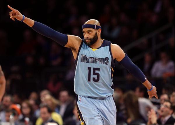 囧叔向裁判施压后染红，罗基：容忍这种行为问题会越来越严重（施压裁判后被红牌罚下，罗基警示：纵容此举只会让问题加剧）